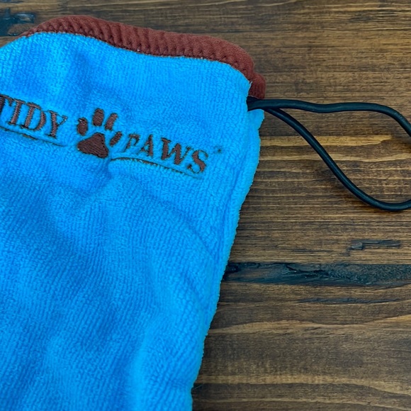Tidy Paws Pet Drying Mitt. - Picture 9 of 12